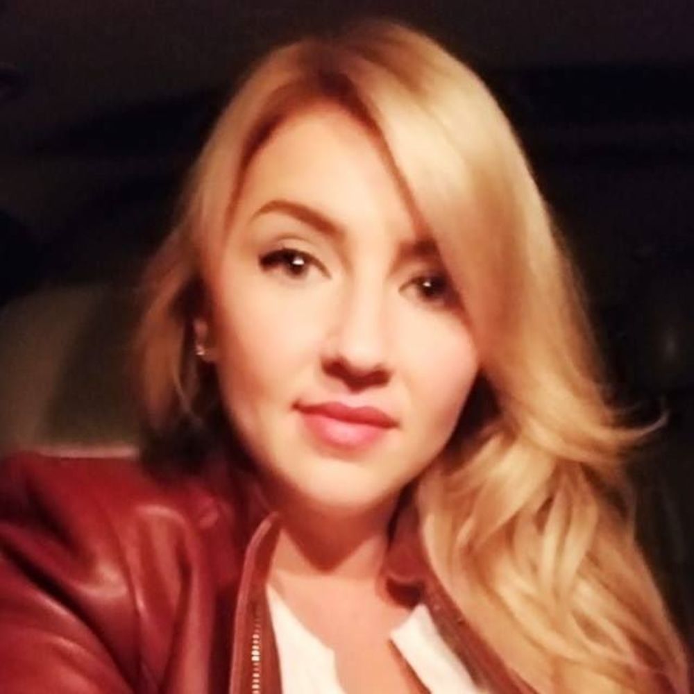 Meet your Posher, Ashley